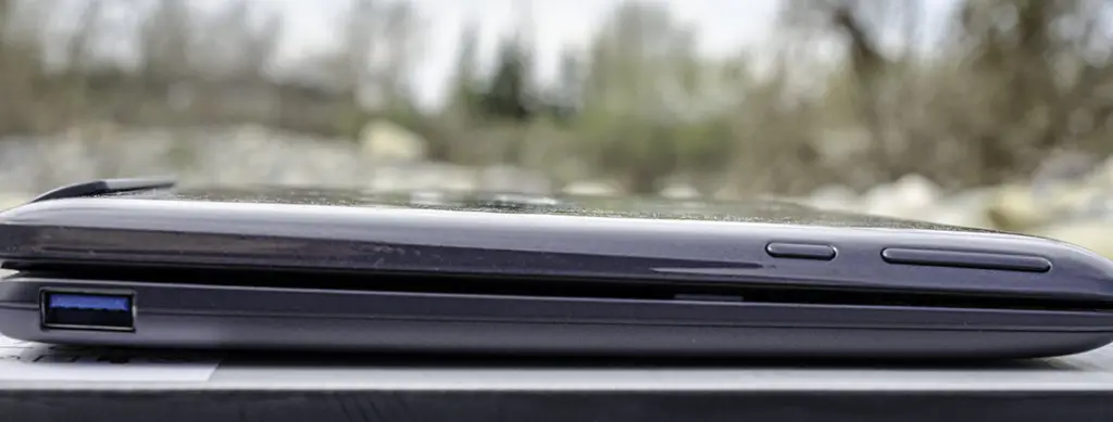 Asus Transformer Book T100 18 T100 Side 2