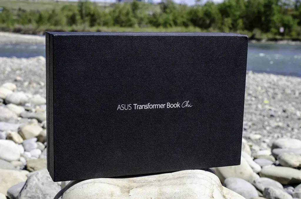 Unbox1 1024x677 - Asus Transformer Book T100 Chi