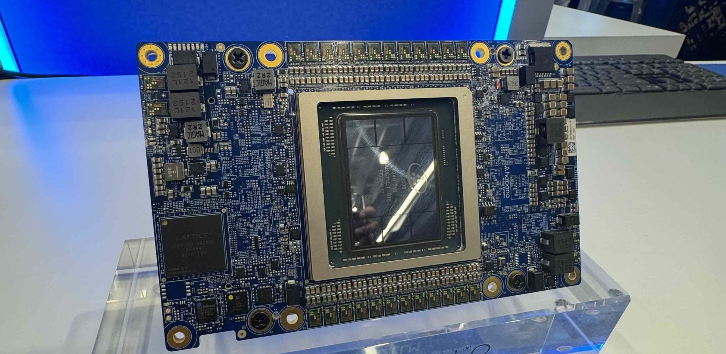 Intel Core Ultra 24