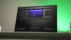 Razer Blade 18 (2025) Video Review 3
